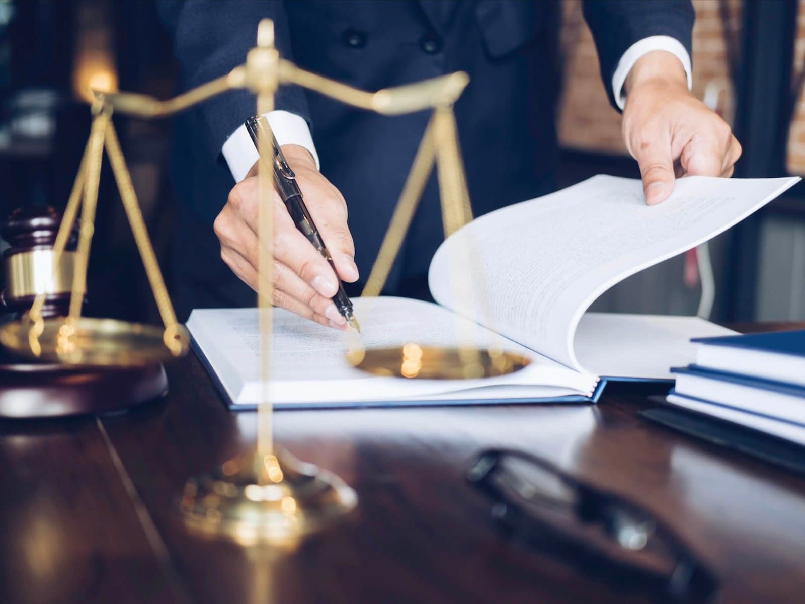 قرار وشروط إلغاء الإبعاد في الأردن