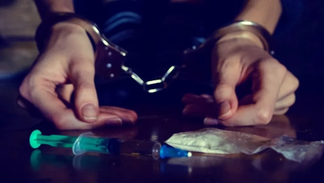 تعرف الأسباب المخففة في قضايا المخدرات في الأردن وكيفية الحصول على حكم مخفف؟